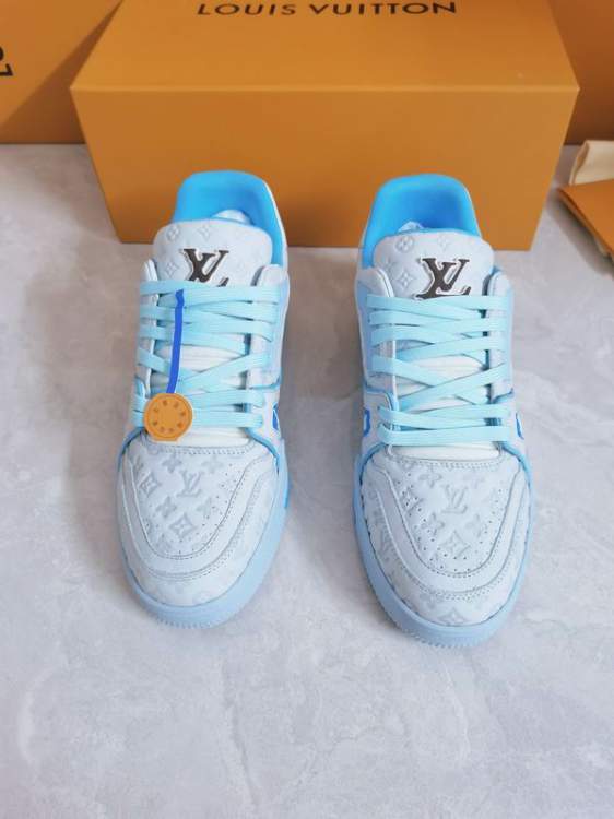 Picture of Louis Vuitton Shoes _SKULVsz35-3938-45mnf052316451